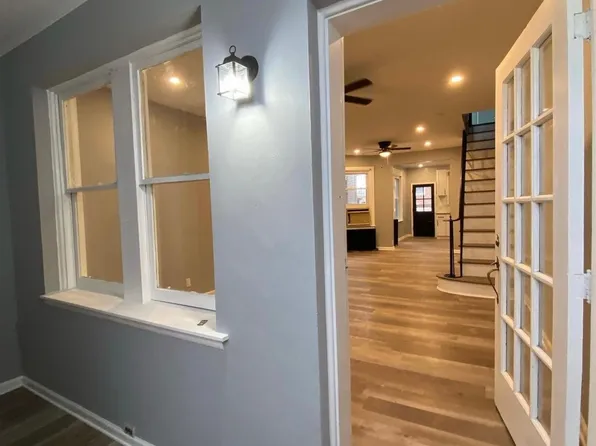 5024 Tulip St, Philadelphia, PA 19124