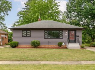 14813 Wheeler Rd, Maple Heights, OH 44137