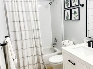 2080 Greenview Shores Blvd APT 413, Wellington, FL 33414