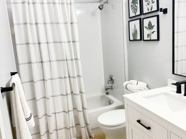 2080 Greenview Shores Blvd APT 413