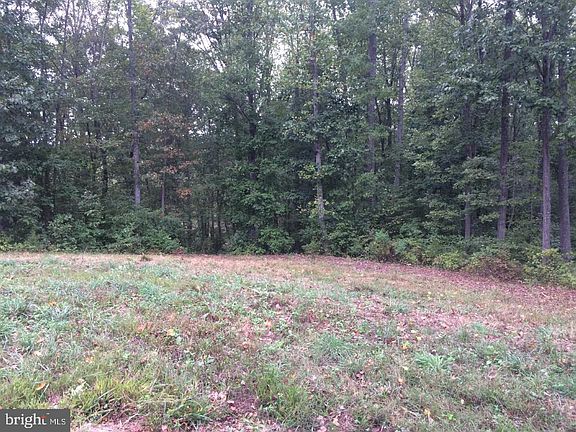 5th image of Larkins Mill Ln