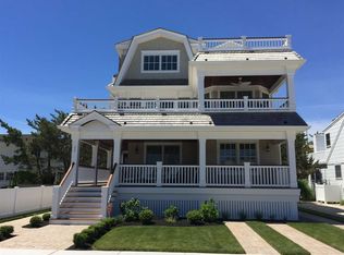 36 E 15th St, Avalon, NJ 08202