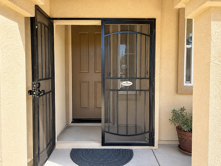 Double security door entrance