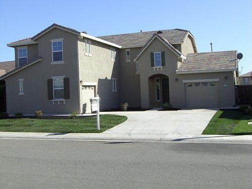 1st image of 976 Southbridge Cir