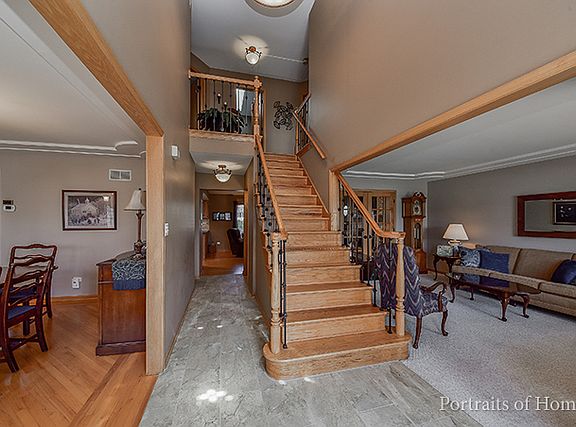 3rd image of 9006 Walnut Ln
