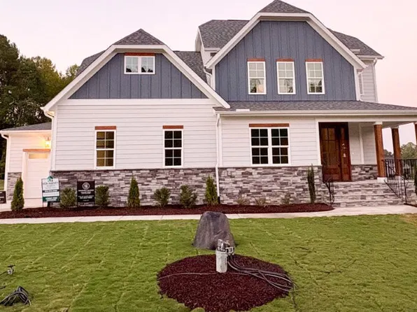 65 Broadleaf Ln, Louisburg, NC 27549