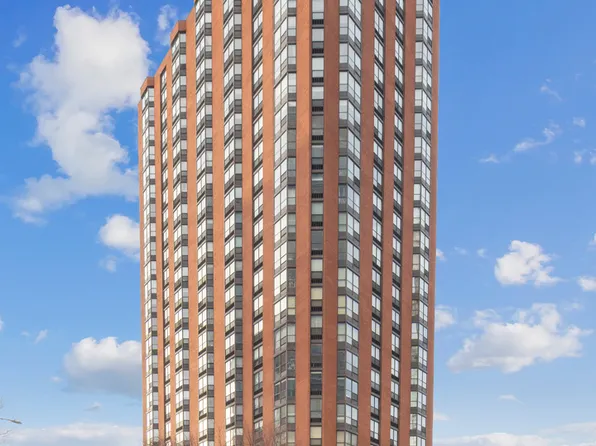 899 S Plymouth Ct APT 1410, Chicago, IL 60605