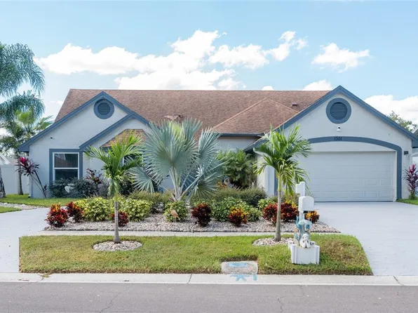 1301 Monte Lake Dr, Valrico, FL 33596
