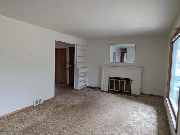2008 Villard Ave Floor 1, Saint Paul, MN 55116
