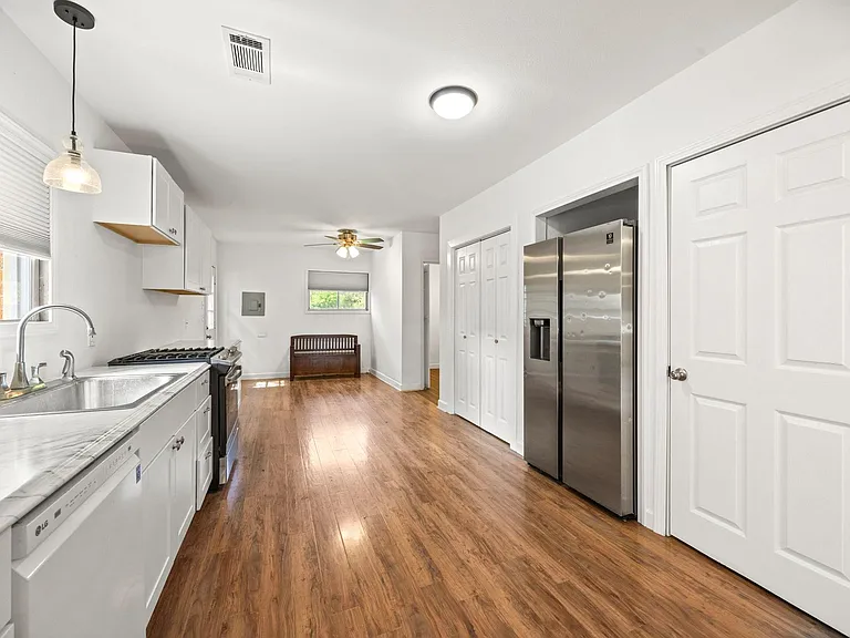 315 English St — Photo 10
