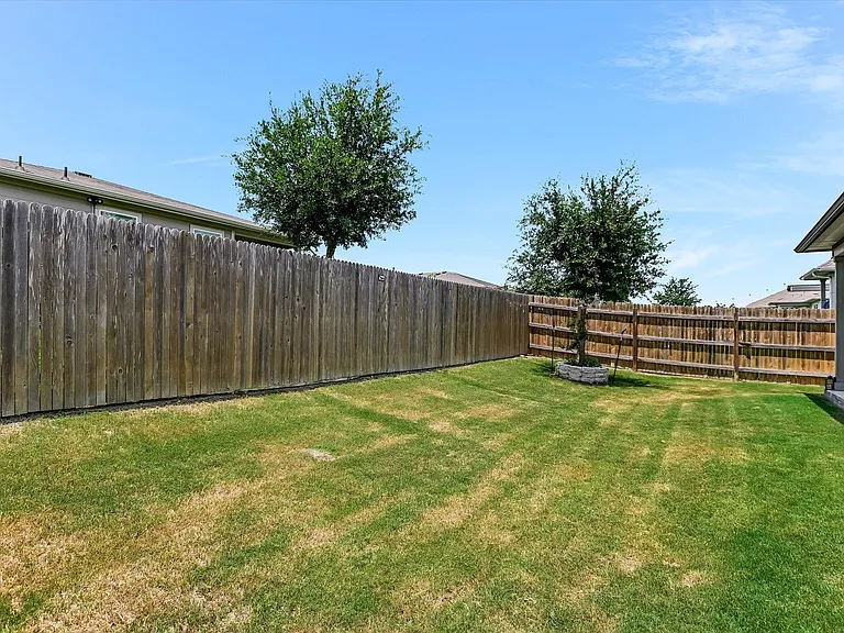 4701 Canongate Dr — Photo 18