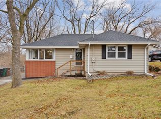 517 24th St, West Des Moines, IA 50265