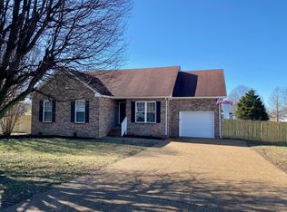 208 Amy Dr, Portland, TN 37148