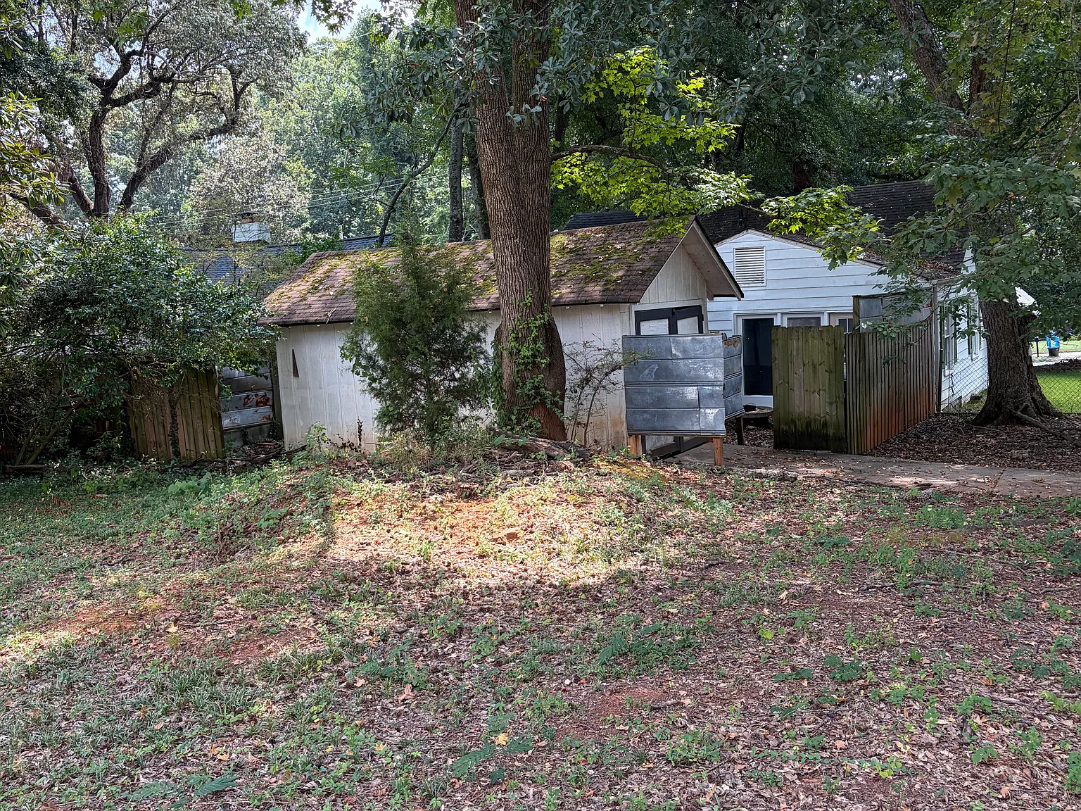 3 bed, 1108 sqft, $1,650 — Photo 2