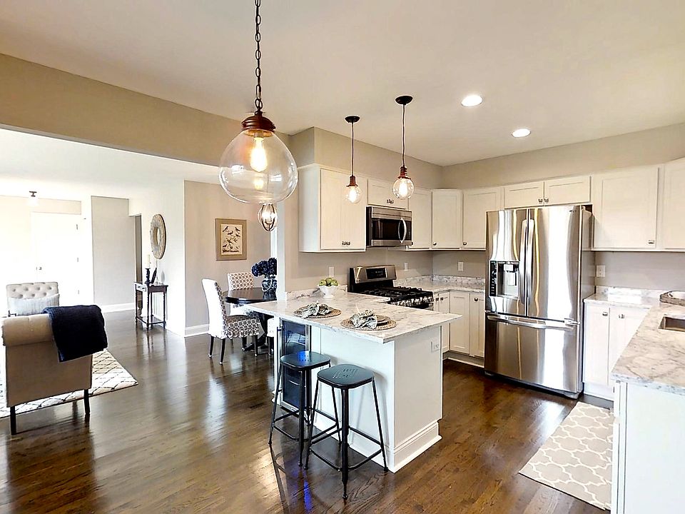 2nd image of 17030 Burleigh Pl