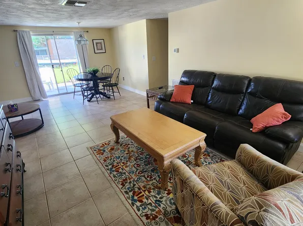 3518 Darlington Rd, Holiday, FL 34691