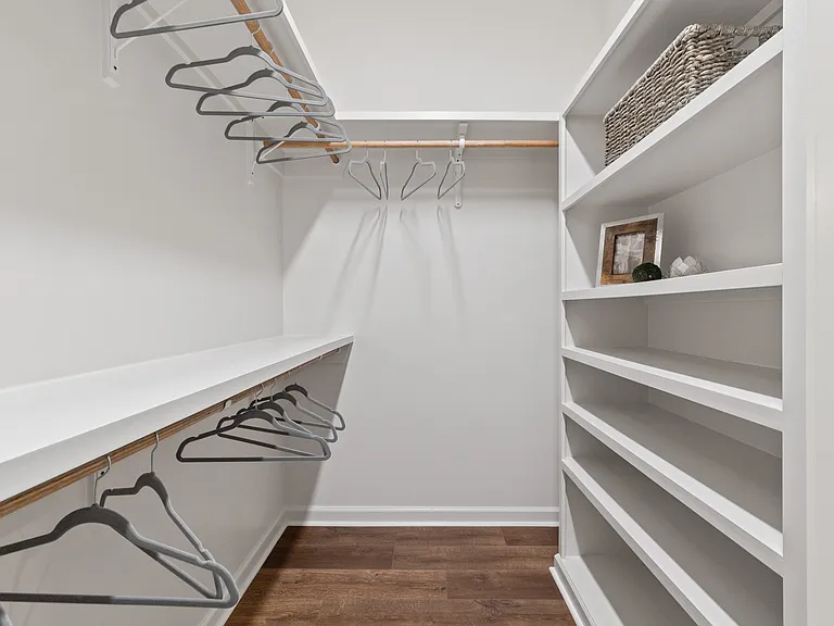 400 Villager Ave — Photo 17