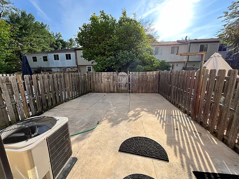 7766 Epsilon Dr — Photo 27