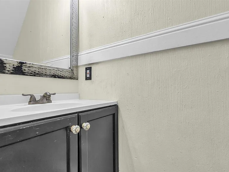 15830 Pipers View Dr — Photo 16