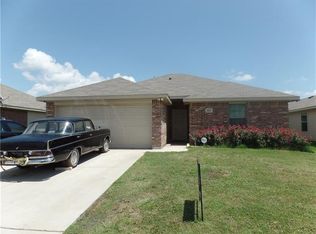 2632 Cypress Point Dr, Dallas, TX 75253