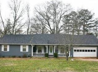 220 Southmoor Cir, Stockbridge, GA 30281