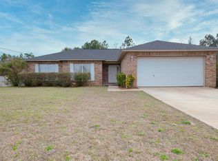 2056 Aurora Dr, Navarre, FL 32566