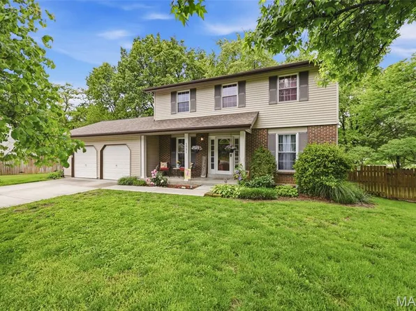 1521 Ticonderoga Dr, Saint Peters, MO 63376