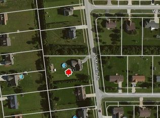 11752 N Michelle Dr, Wheatfield, IN 46392