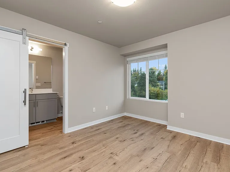 15423 Admiralty Way #B7 — Photo 20