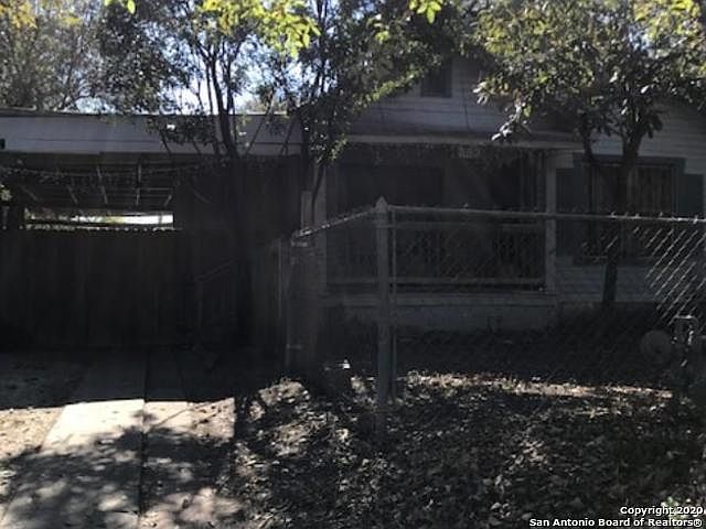 1st image of 202 W Boyer Ave