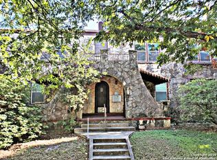 254 Cloverleaf Ave APT 4, San Antonio, TX 78209