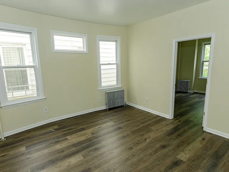 428 Avon Ave #2 — Photo 6