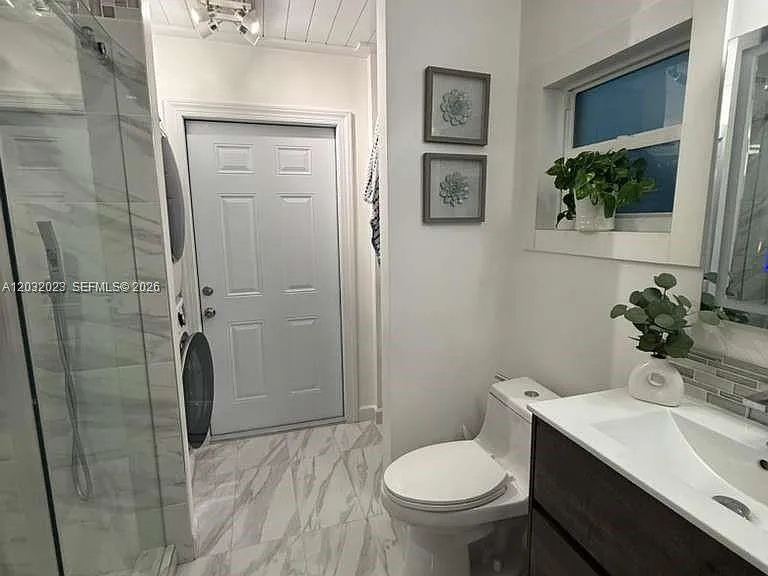 13943 SW 52nd Ln — Photo 2