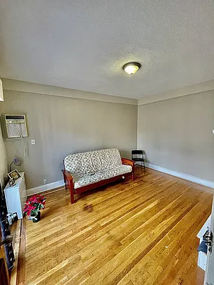 Rented by Amorelli Realty | media 2