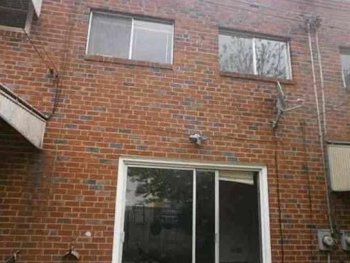 2nd image of 330 N Simpson St
