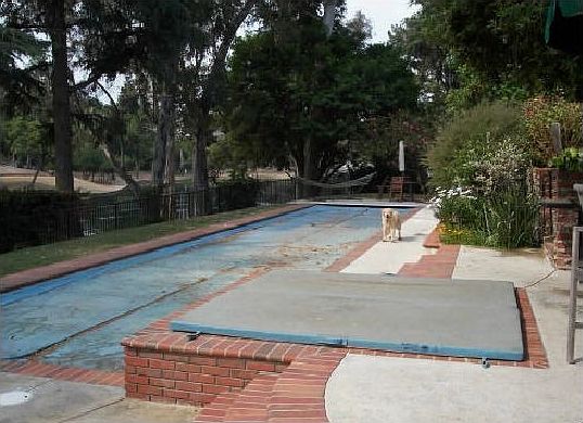 Automatic Covered Pool