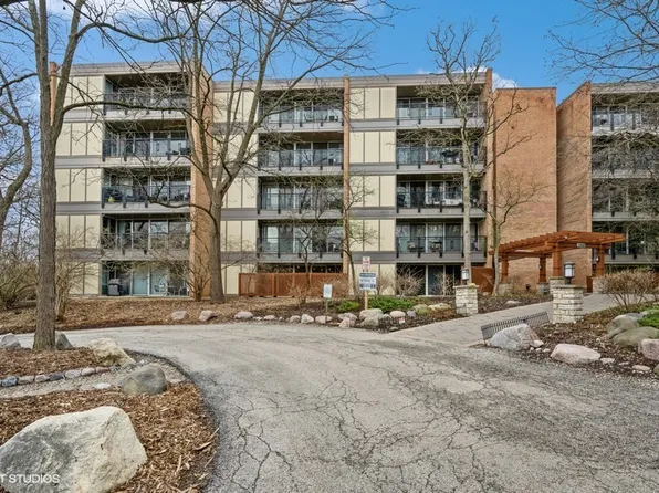 5900 Oakwood Dr APT 5D, Lisle, IL 60532