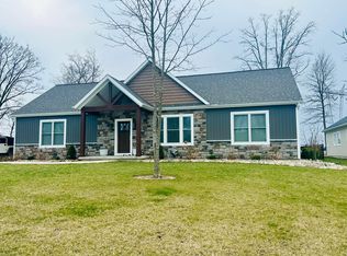 725 Briarwood Ct, Cridersville, OH 45806