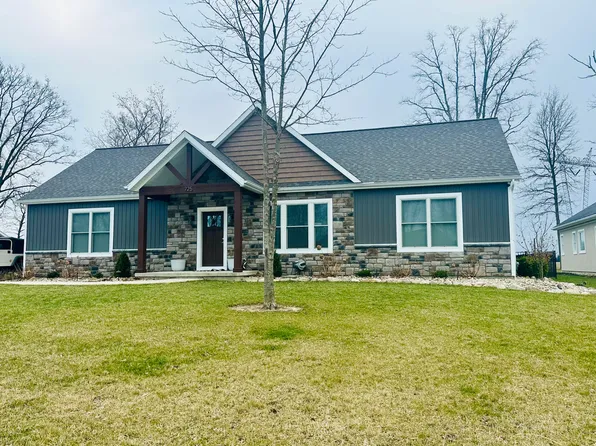 725 Briarwood Ct, Cridersville, OH 45806