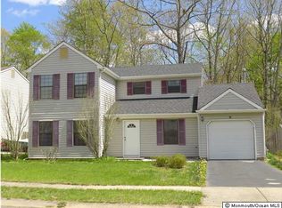 84 Mariners Cv, Freehold, NJ 07728