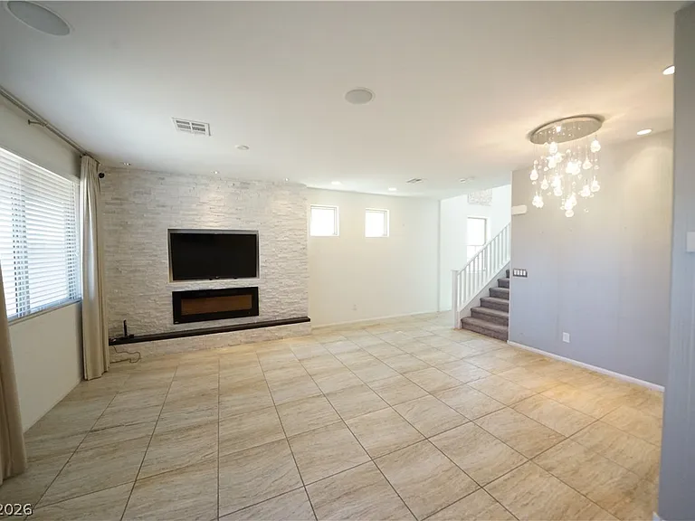 880 Cool Aquamarine St — Photo 7