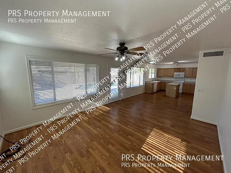 1963 W Thompson Way — Photo 17