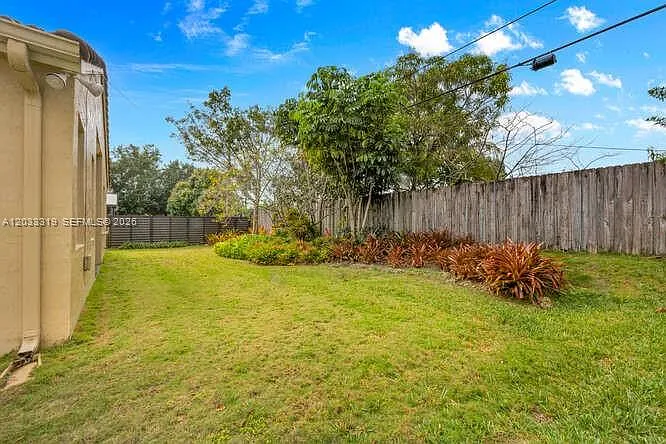 18322 SW 94th Ct — Photo 30