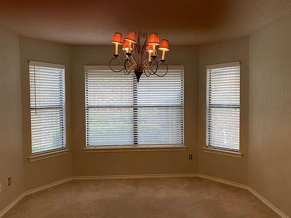 5th image of 3319 Scarlet Oak Ct