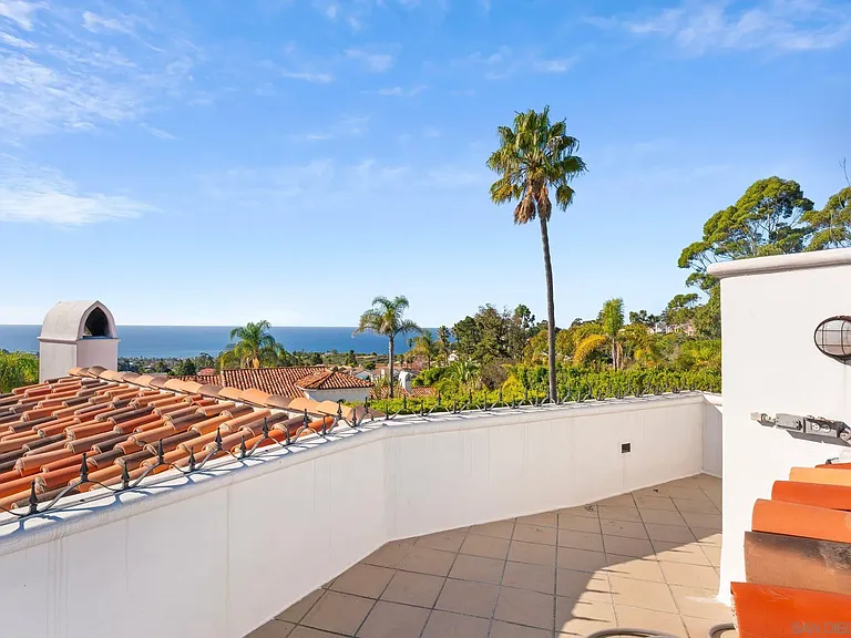 6692 La Jolla Scenic Dr S — Photo 44