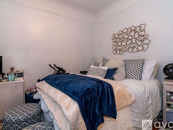 5th image of 48 Babcock St #5R