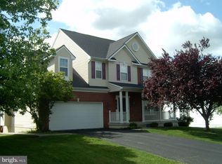 60 Hanoverian Dr, Charles Town, WV 25414