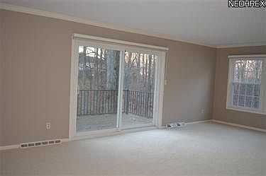 4th image of 34 E Carriage Dr #34