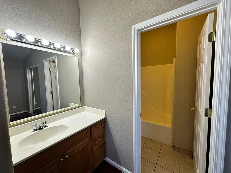 25126 Angelina Ln #9 — Photo 20