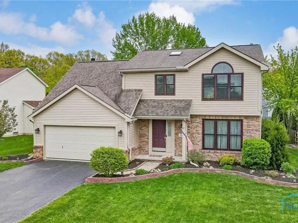 762 Streamview Dr, Perrysburg, OH 43551